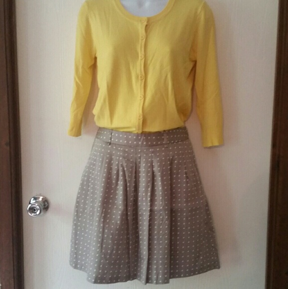 Limited A-line Polka Dot Skirt - Picture 1 of 3